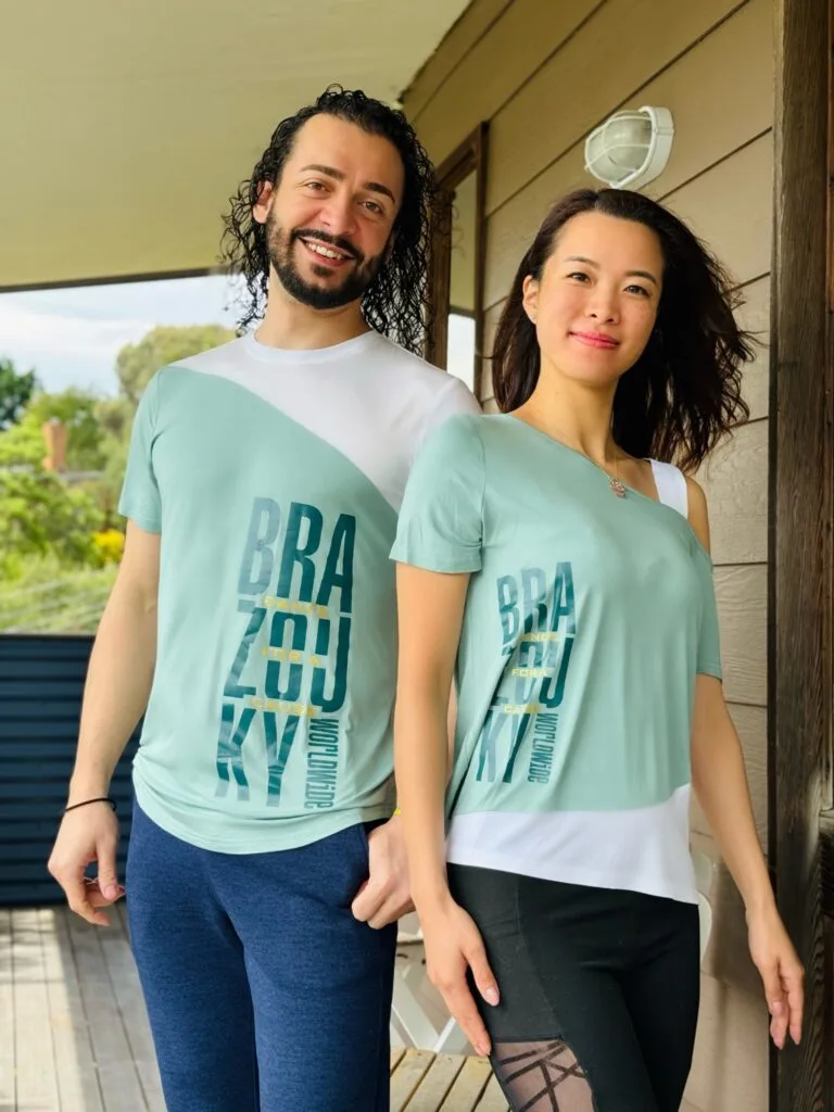 BraZouky Tee — "Worldwide" — photo 1